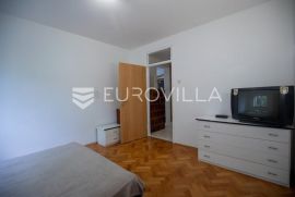 Pula, Monte Zaro, prekrasni dvosoban stan u centru grada, NKP 58 m2, Pula, Appartement