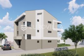 Istra, Valbandon - trosobni stan u prizemlju u NOVOGRADNJI na 600 m od mora NKP 80.70 m2, Fažana, Daire