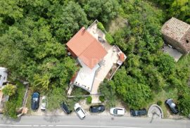 KRK, DOBRINJ - samostojeća kuća 135m2 s pogledom na more + okoliš 150m2, Dobrinj, House