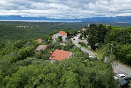 KRK, DOBRINJ - samostojeća kuća 135m2 s pogledom na more + okoliš 150m2, Dobrinj, Casa