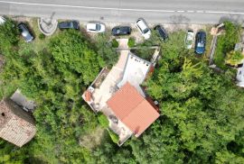 KRK, DOBRINJ - samostojeća kuća 135m2 s pogledom na more + okoliš 150m2, Dobrinj, Kuća