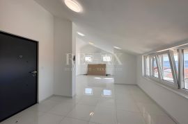 Crikvenica - Stan u novogradnji 105,70 m2, Crikvenica, Flat