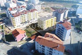 Pula,  trosoban stan, novogradnja na odličnoj poziciji, stan NKP 48 m2, Pula, Flat