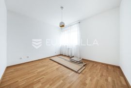 Zagreb, Darwinova, moderan četverosoban stan, NKP 122 m2, Zagreb, Apartamento