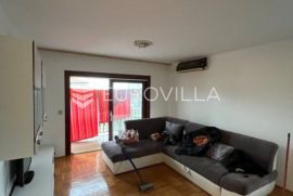 Poreč, trosoban stan sa dvije terase, NKP 71 m2, Poreč, Appartement