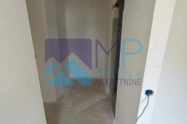 Medulin, stan u novogradnji na I. katu površine 66 m2, Medulin, Appartment