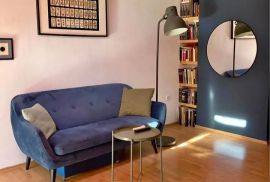Renovirani stan na dobroj lokaciji, Pula, Istra, Pula, Appartement