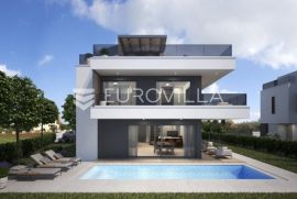 Poreč, moderna  i elegantna samostojeća vila NKP 220 m2 na  velikoj okućnici, Poreč, Дом