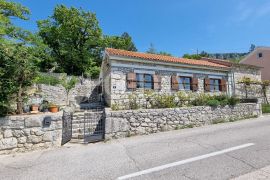 Tribalj dvije kamene kuće sa bazenom, Vinodolska Općina, House