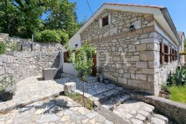 Tribalj dvije kamene kuće sa bazenom, Vinodolska Općina, House