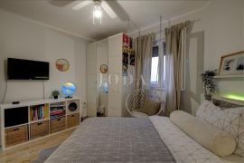 Selce dva stana sa garažom, Crikvenica, Appartement