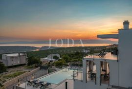 Šmrika kuća s panoramskim pogledom, Kraljevica, House