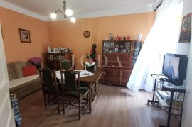 Grižane obiteljsko imanje na prodaju, Vinodolska Općina, Σπίτι