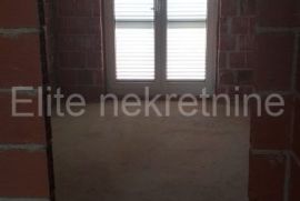 Novi Vinodolski- prodaja samostojeće kuće, 300 m2, kuća s 5 apart.!, Novi Vinodolski, Casa