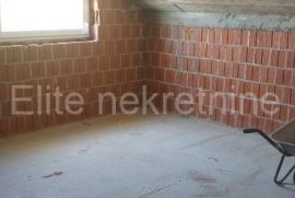 Novi Vinodolski- prodaja samostojeće kuće, 300 m2, kuća s 5 apart.!, Novi Vinodolski, Haus