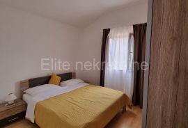 Lovran, Peharovo - prodaja stana, 140 m2, 2. kat, blizina mora!, Lovran, Appartamento