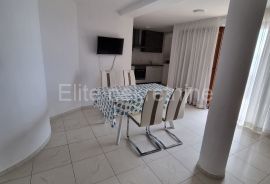 Lovran, Peharovo - prodaja stana, 140 m2, 2. kat, blizina mora!, Lovran, Appartamento