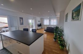 Pula, Busoler - samostojeća kuća, 3 stambene jedinice, 360 m2!, Pula, House