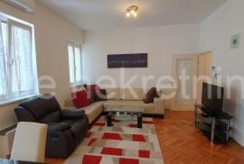 RIJEKA - najam stana od 57,5 u strogom centru grada sa garažom!, Rijeka, Appartment