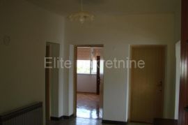 Zamet - prodaja kuće 165.22m2, balkon!, Rijeka, Casa