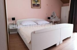 Predivna apartmanska kuća od 400 m2 u Rovinju!, Rovinj, Casa