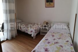 Predivna apartmanska kuća od 400 m2 u Rovinju!, Rovinj, بيت