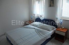 Medulin - lijepa apartmanska kuća sa 11 apartmana, Medulin, بيت