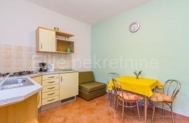 Medulin - apartmanska villa sa 5 apartmana!, Medulin, بيت