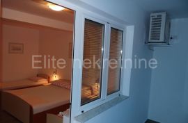 Štinjan - villa 498 m2, Pula, Ev