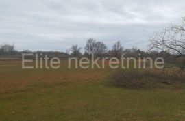 Marčana - poljoprivredno zemljište 39.987 m2, Marčana, Arazi