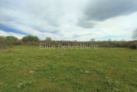 Bale - građevinsko zemljište 6.600 m2, Bale, Terreno