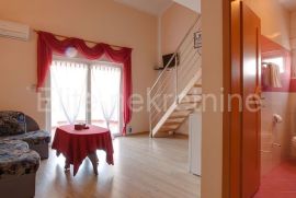 Medulin - apartmanska kuća s restoranom, odlična investicija!, Medulin, Ticari emlak