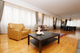 Zagreb, centar - stan za najam, 150 m2, Donji Grad, Flat