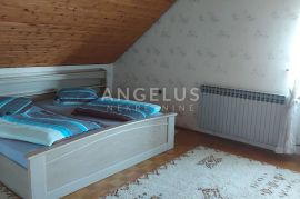 Gornji Stupnik – kuća s 3 stana po 70m2 + gosp. zgrada 50 m2, Stupnik, Haus