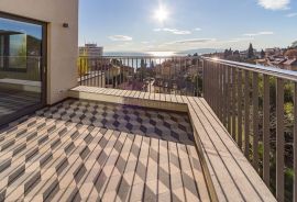 OPATIJA NOVOGRADNJA STROGI CENTAR 4.KAT - 200m OD MORA !!, Opatija, Apartamento