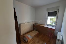 OPATIJA-CENTAR STAN U VILI 200m2 S PARKINGOM, Opatija, Daire