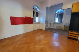 OPATIJA STAN U  CENTRU S PREDIVNOM TERASOM, Opatija, Appartement