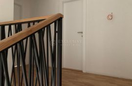 OPATIJA-BLIŽA OKOLICA-LUXSUZNI DVOETAŽNI STAN OD 172M2 U NOVOJ VILI, Opatija - Okolica, Apartamento