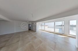 OPATIJA-BLIŽA OKOLICA- LUKSUZNI DVOETAŽNI STAN OD 167,20m2 U NOVOJ VILI, Opatija - Okolica, Appartement