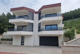 Promajna, luksuzan stan u  urbanoj vili, 67 m2, Baška Voda, Διαμέρισμα