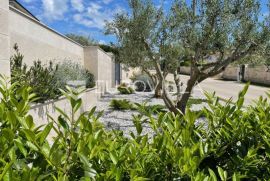 Fažana, prekrasno dizajnirana villa s pogledom na Brijune, Fažana, Haus