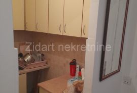 Rakovica, dvoiposoban stan na prodaju u Mile Dimić, Rakovica, Flat