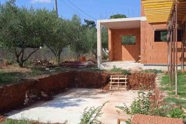 Kuća sa bazenom u izgradnji na mirnoj lokaciji, Valtura, Istra, Ližnjan, Famiglia
