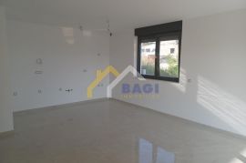 ZADAR BORIK PUNTAMIKA STAN 69.74m2 PRIZEMLJE, Zadar, Flat