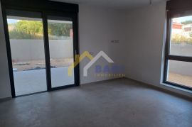 ZADAR BORIK PUNTAMIKA STAN 69.74m2 PRIZEMLJE, Zadar, Flat