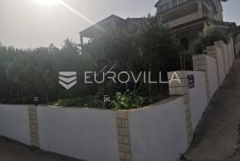 Šolta, apartmanska kuća prvi red do mora, Šolta, بيت