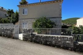 Apartment for sale in a traditional stone house in Vela Luka, Vela Luka, Flat