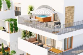 Slatine, dvosoban stan na odličnoj lokaciji, Split - Okolica, Appartement