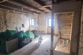 ISTRA, KANFANAR - Kamena kuća pripremljena za adaptaciju, Kanfanar, Maison