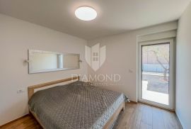 Novigrad, moderan stan u prizemlju sa dvorištem, Novigrad, Appartment